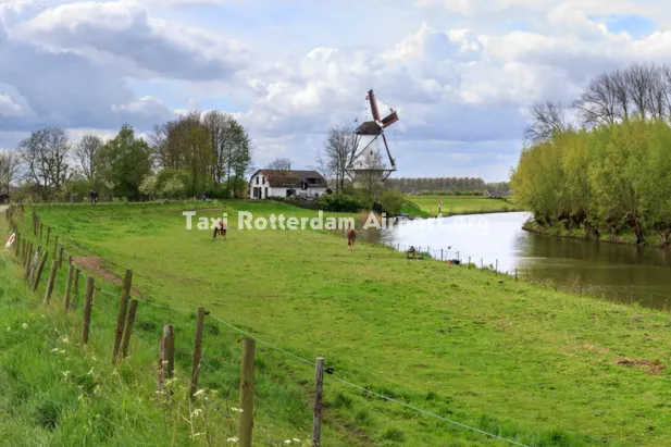 Taxi van Geldermalsen naar Rotterdam Airport