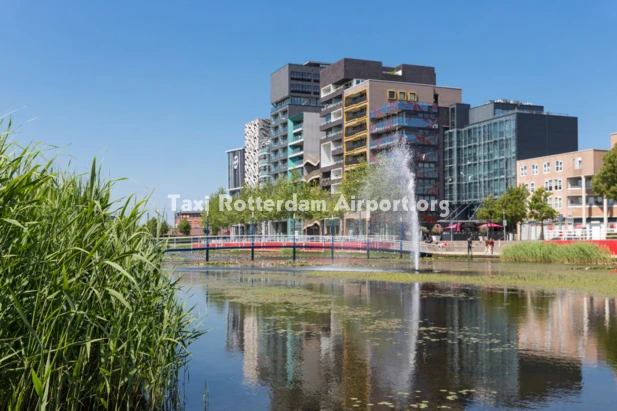 Taxi van Lelystad naar Rotterdam Airport