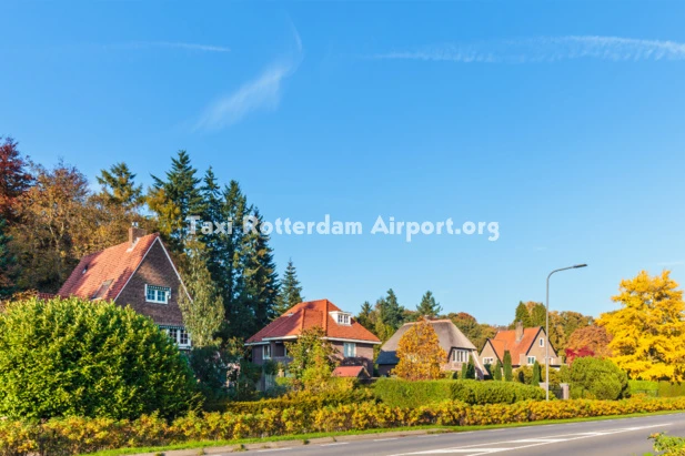 Taxi van Rheden naar Rotterdam Airport