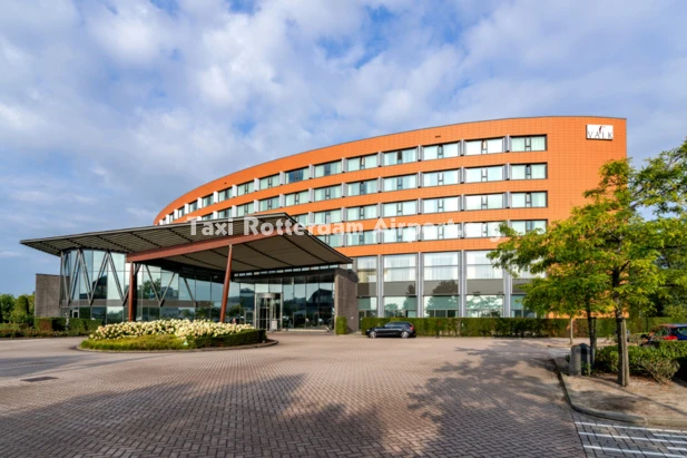 Taxi van Ridderkerk naar Rotterdam Airport